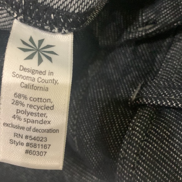 Athleta Bettona Capri Pants XS - Picture 9 of 10